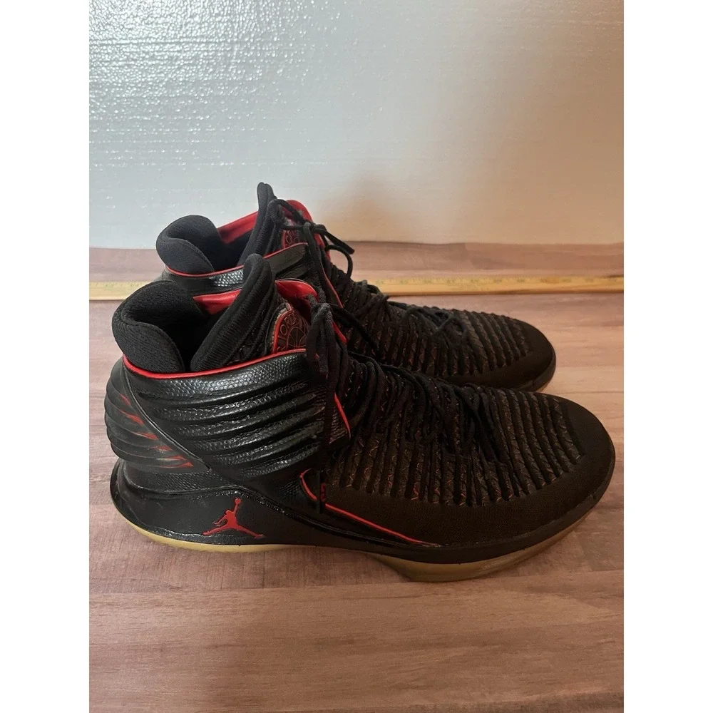 Nike Air Jordan 'BANNED' Black Red Basketball Shoes AA1253-001-- Size 11